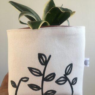 Matlhare fabric pot.